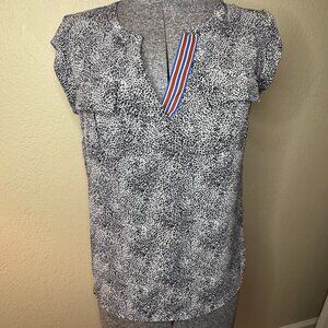 DR2 Cap sleve V Neck Blouse - Black Cheetah Print XS